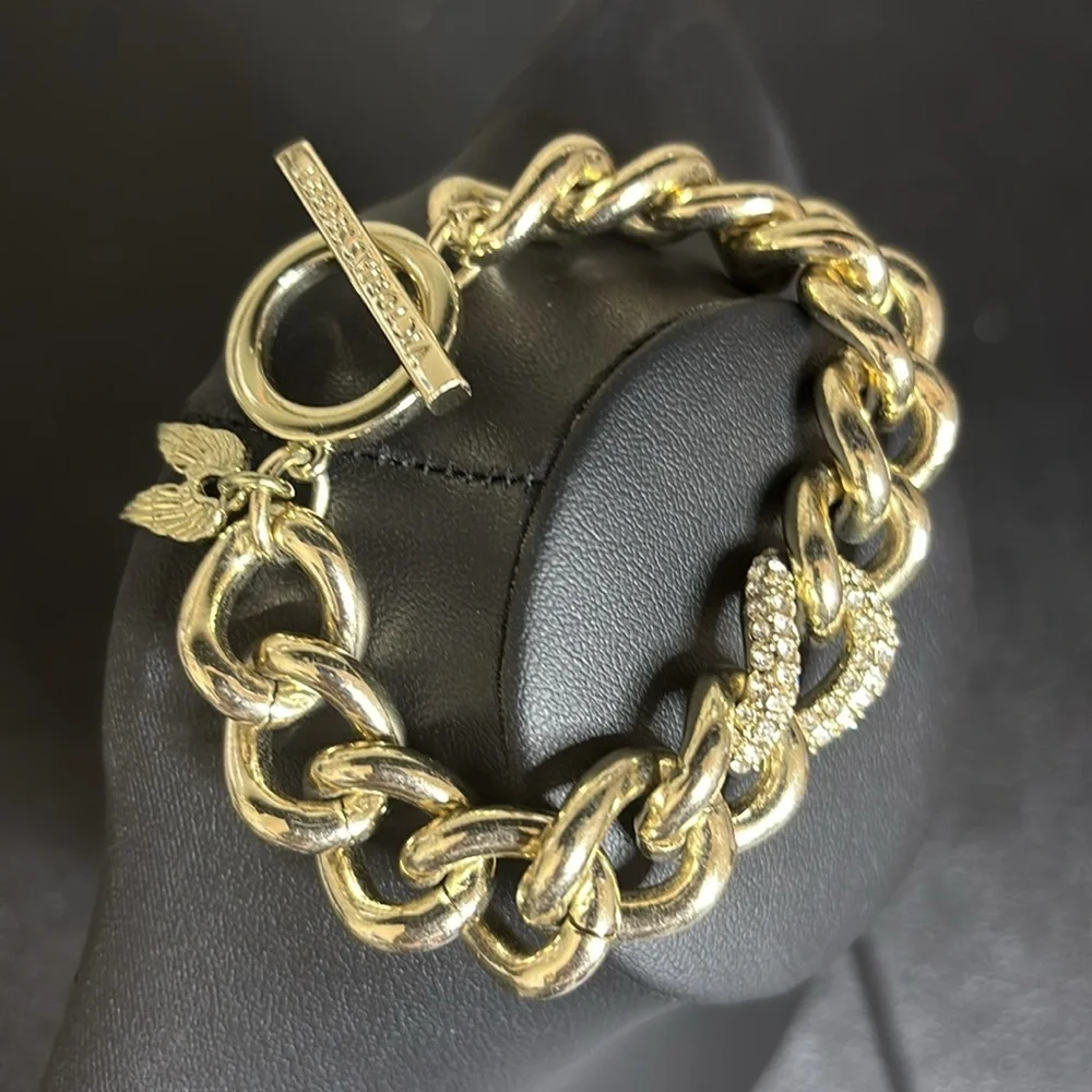 Victoria’s Secret Gold Tone Rhinestone Chunky Chain Toggle Bracelet